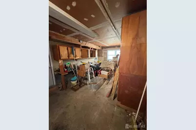 205 Fleet Avenue, Edison, NJ 08820 - Photo 17