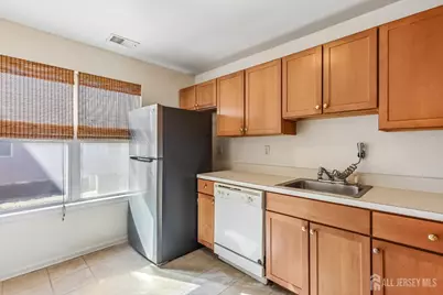 544 Great Beds Court, Perth Amboy, NJ 08861 - Photo 11