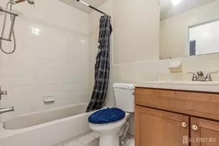 544 Great Beds Ct, Perth Amboy, NJ 08861 - Photo 19