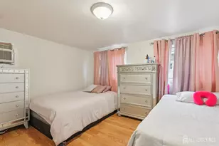 655 Charles St, Perth Amboy, NJ 08861 - Photo 9