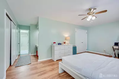 1402 Maplecrest Road, Edison, NJ 08820 - Photo 27