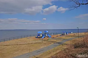 7 Harbor Bay Cir, Old Bridge Township, NJ 08879 - Photo 3