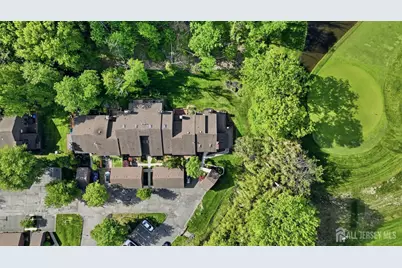 208 Hidden Hollow Court, Edison, NJ 08820 - Photo 25