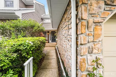 11 Briarwood Court, South Brunswick Township, NJ 08540 - Photo 3