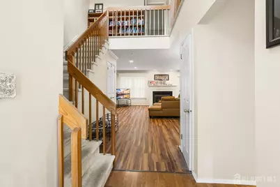 11 Briarwood Court, South Brunswick Township, NJ 08540 - Photo 5