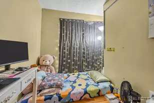 22 Westbury Rd, Iselin, NJ 08830 - Photo 9