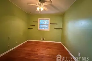 124 Chestnut St, Avenel, NJ 07001 - Photo 13