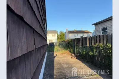 124 Chestnut Street, Avenel, NJ 07001 - Photo 3