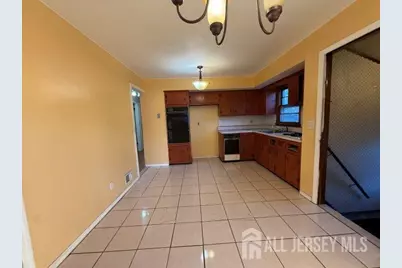 124 Chestnut Street, Avenel, NJ 07001 - Photo 11