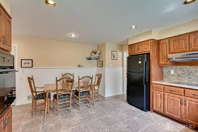 866 Crescent Drive, Rahway, NJ 07065 - Photo 17