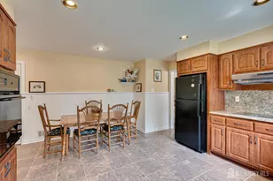 866 Crescent Dr, Rahway, NJ 07065 - Photo 17