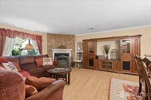 107 Bowne Ct, Old Bridge Township, NJ 07747 - Photo 7