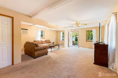 241 Fernhead Avenue, Monroe Township, NJ 08831 - Photo 5