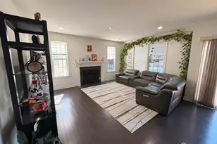47 Thomas Dr, Robbinsville, NJ 08691 - Photo 3