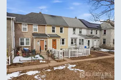 25 Langley Place, New Brunswick, NJ 08901 - Photo 3