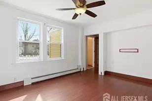 25 Langley Pl, New Brunswick, NJ 08901 - Photo 9