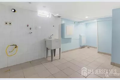 25 Langley Place, New Brunswick, NJ 08901 - Photo 23