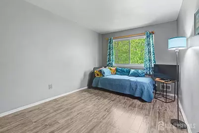 73 Letts Court, Old Bridge Township, NJ 07747 - Photo 15