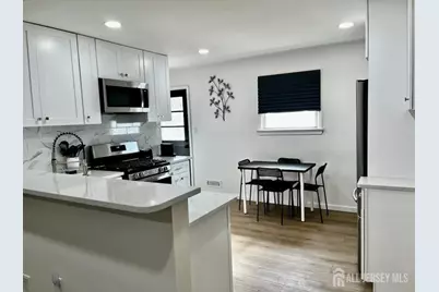 85 Woodrow Avenue, Piscataway Township, NJ 08854 - Photo 3