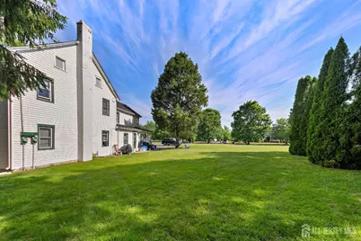 472 Buckelew Avenue, Monroe Township, NJ 08831 - Photo 27