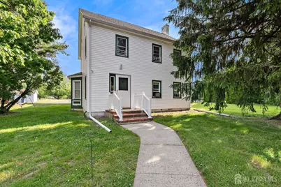 472 Buckelew Avenue, Monroe Township, NJ 08831 - Photo 7