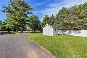 472 Buckelew Ave, Monroe Township, NJ 08831 - Photo 31