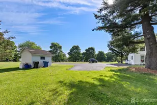 472 Buckelew Ave, Monroe Township, NJ 08831 - Photo 5