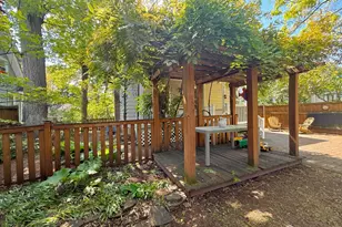 423 Harrison Ave, Highland Park, NJ 08904 - Photo 33