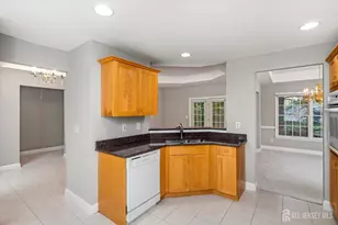 4 Douglas Fir Ct, Plainsboro Township, NJ 08540 - Photo 13
