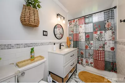 86 Leber Avenue, Carteret, NJ 07008 - Photo 13