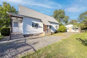 578 Garden Ave, Woodbridge Township, NJ 07095 - Photo 19