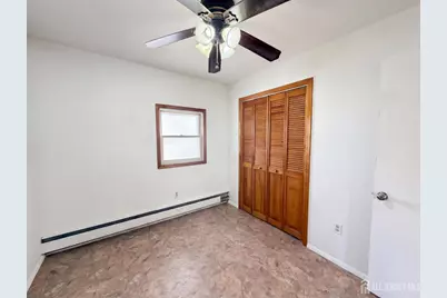 578 Garden Avenue, Woodbridge Township, NJ 07095 - Photo 13