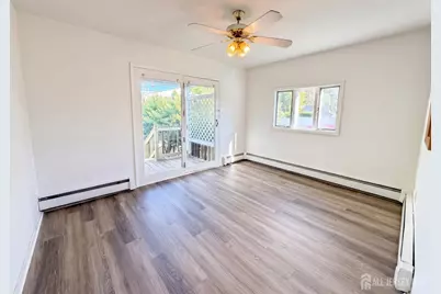 578 Garden Avenue, Woodbridge Township, NJ 07095 - Photo 9