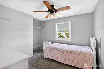 140 Camelot Drive, Port Reading, NJ 07064 - Photo 31