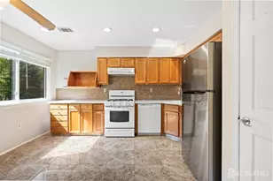 3610 Birchwood Ct, North Brunswick Township, NJ 08902 - Photo 5