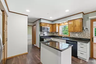 7 Oakland Rd, Old Bridge Township, NJ 08857 - Photo 13