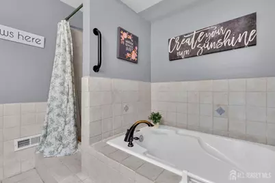 17 Richmond Court, Tinton Falls, NJ 07712 - Photo 27