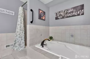 17 Richmond Ct, Tinton Falls, NJ 07712 - Photo 27