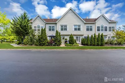 17 Richmond Court, Tinton Falls, NJ 07712 - Photo 3
