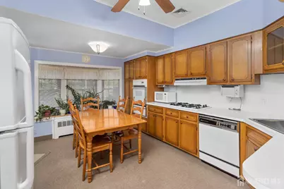 173 N Main Street, Milltown, NJ 08850 - Photo 23