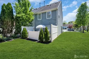 305 Beach Plum Ct, Tuckerton, NJ 08087 - Photo 5