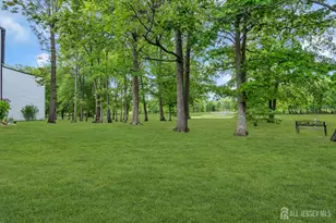 277 Crosse Dr, Monroe Township, NJ 08831 - Photo 15