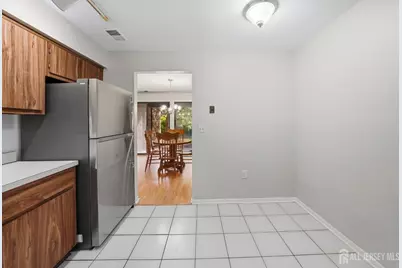 336 Willowbrook Drive, North Brunswick Township, NJ 08902 - Photo 17