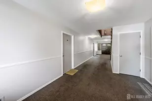 336 Willowbrook Dr, North Brunswick Township, NJ 08902 - Photo 3