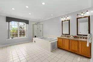 33 E Burgess Dr, Piscataway Township, NJ 08854 - Photo 21