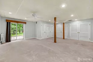33 E Burgess Dr, Piscataway Township, NJ 08854 - Photo 37