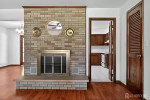 212 Oxford Rd, Edison, NJ 08820 - Photo 9