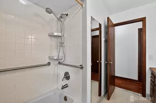 212 Oxford Rd, Edison, NJ 08820 - Photo 19