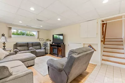 30 Oxford Road, East Brunswick Township, NJ 08816 - Photo 15