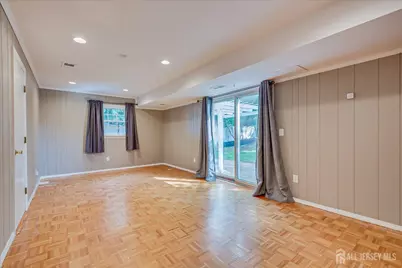 4 Augusta Court, Edison, NJ 08820 - Photo 11